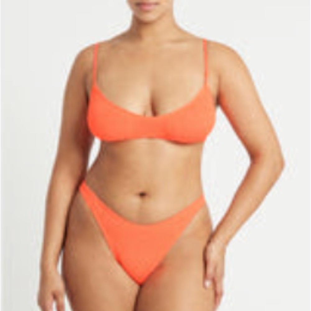 Bond-eye neon orange bikini